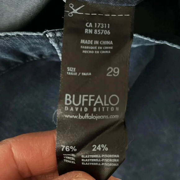 BUFFALO Vertigo Ultra High Rise Super Wide Stretch Denim Jeans, Size 29 - Picture 11 of 12